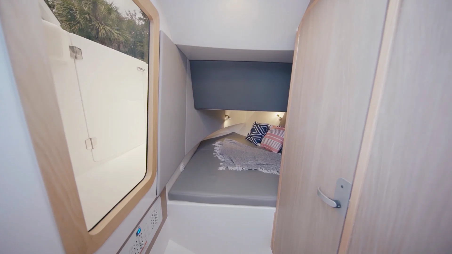 EdgeWater 310SC double berth cabin